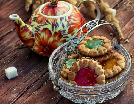 Cup senegalise tea with biscuitsの写真素材