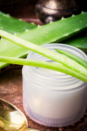 Healing cream for spa treatments from aloe veraの写真素材
