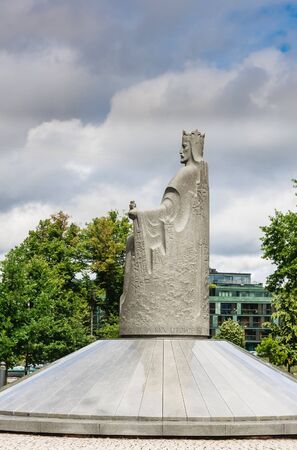Monument to King Mindaugas, Vilnius, Lithuaniaのeditorial素材