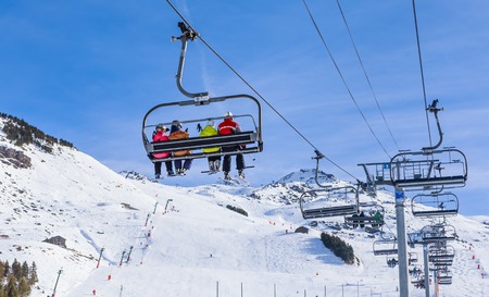 Ski lift.  Ski resort  Val Thorens. Village of Les Menuires. Franceのeditorial素材