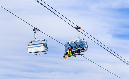 Ski lift.  Ski resort  Val Thorens. Franceのeditorial素材
