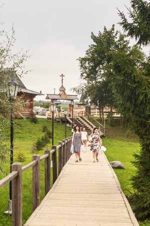 The territory of the Falls Gremyachiy key. Moscow regionのeditorial素材