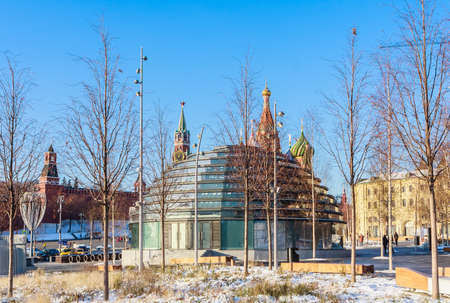Information pavilion-dome in the Zaryadye natural landscape park in winter. In the background is the Kremlin. Moscow. Russiaのeditorial素材