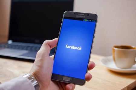 Sakon Nakhon, THAILAND -August 1,2017: Facebook is an online social networking service founded in February 2004 by Mark Zuckerberg with his college roommates and is now a fortune 500 company.のeditorial素材