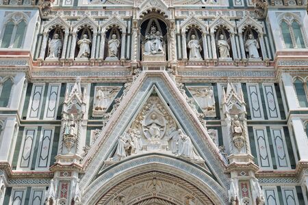 Fragment of facade the Basilica di Santa Maria del Fiore in Florencia, Italia.の写真素材