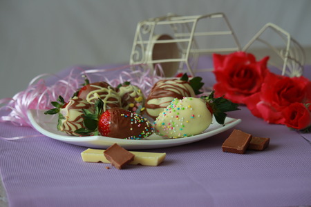 Tasty chocolate strawberriesの写真素材