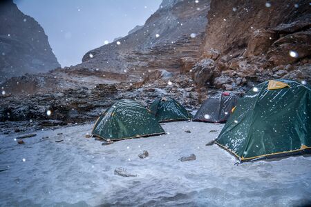 snow fall during chadar trek at Tsomo Paldarの写真素材