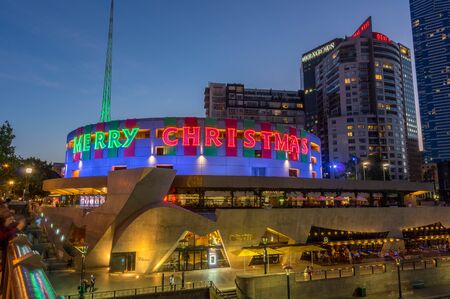 Melbourne, Australia - December 22, 2017: Christmas message on Hamer Hall, a concert hall on the south bank of the Yarra River in central Melbourne.のeditorial素材