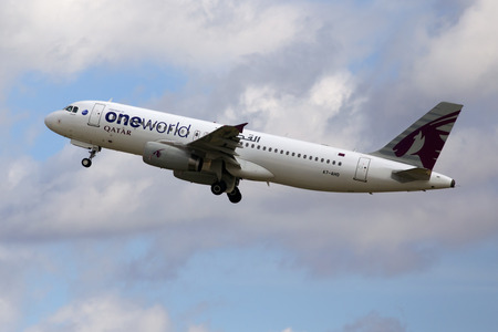 Borispol, Ukraine - October 05, 2018: A7-AHO Qatar Airways Airbus A320-200 aircraft on the cloudy sky backgroundのeditorial素材