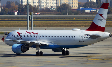 Borispol, Ukraine - October 17, 2018: OE-LBM Austrian Airlines Airbus A320-200 aircraft running to the Borispol International Airport parkingのeditorial素材
