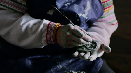 Close up of craftsman making potteryの写真素材