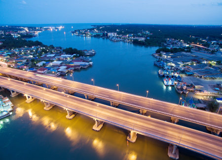Landscape of river in Bangkok cityscape in night time.のeditorial素材