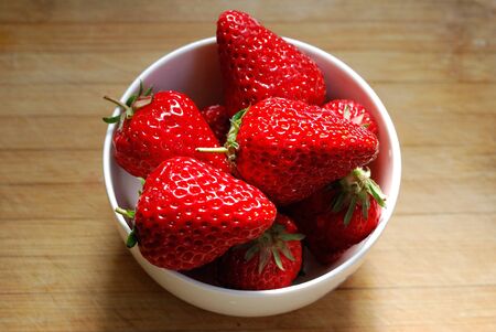 Strawberry in a bowlの写真素材