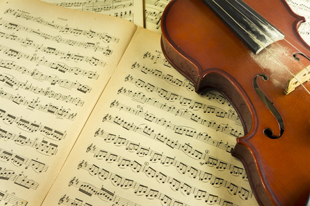 Violin and Sheet Musicのeditorial素材