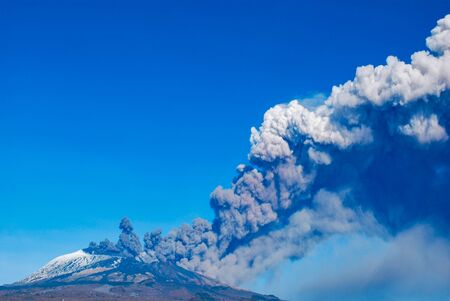 The spectacular eruption of Etna on December 24, 2018の写真素材