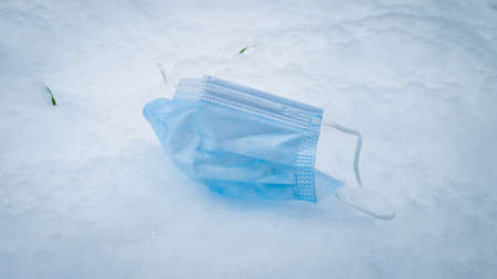 Medicinal mask in snowの写真素材