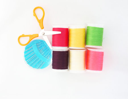 The device consists in sewing, sewing thread, needle and scissors.                           