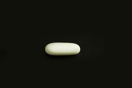 White capsules image close upの写真素材