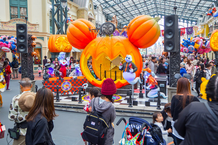 Tokyo Disney land  Halloween festival : 24 OCTOBER 2017 : LOCATION 1-1 Maihama, Urayasu, Chiba Prefecture 279-0031, Japanのeditorial素材