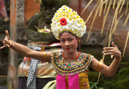 Bali Indonesia  December 20 2007: A Balinese performer at Barong ceremony in Baliのeditorial素材