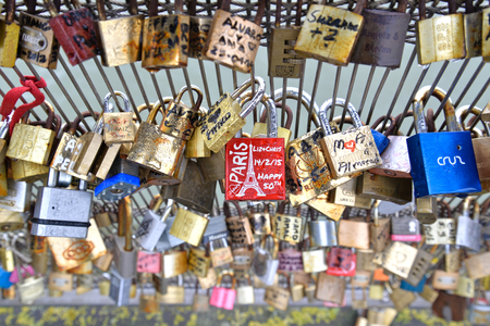 Many lovelocks left at Seine bridges by lovers from all around the world in Paris, Franceのeditorial素材