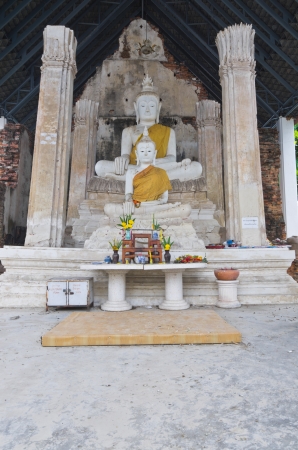 White buddha Statues the old church in Phetchaburi Province,Thailand,Public art の写真素材
