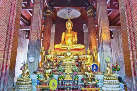 Buddha Statues the old church in Phetchaburi Province,Thailand,Public Domain のeditorial素材