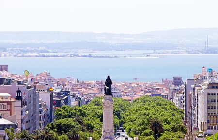 Statue Eduardo VII  and overview from Lisbon, Portugalの写真素材