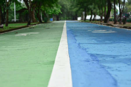 Road people have two colors of exercise.の写真素材