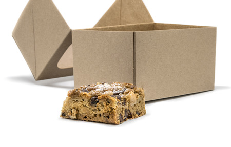 Choc chip cookie and paper box ,isolated on white backgroundの写真素材