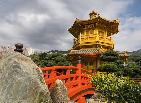 HONG KONG , HONG KONG  : JANUARY 5, 2017: Golden Pavilion on JANUARY 5,2017 at Nan Lian Garden in Hong Kong.のeditorial素材