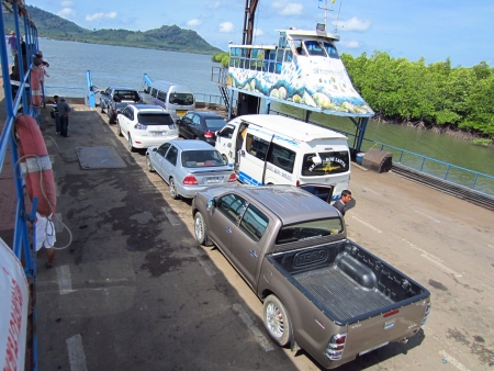 Lanta ferry, ferry between krabi and lanta islandのeditorial素材