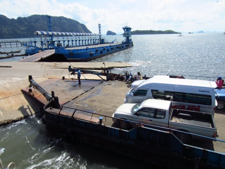 Lanta ferry, ferry between krabi and lanta islandのeditorial素材