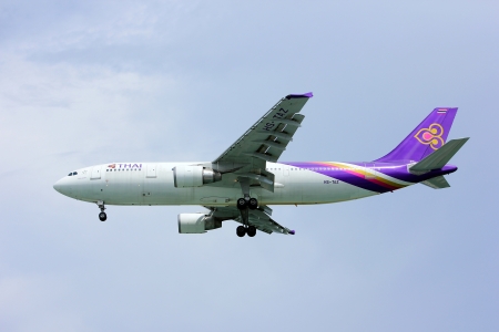 Last of airbus a300 HS-TAZ thaiairway, TG 110 Landing to chiangmai airport, from bangkok.のeditorial素材