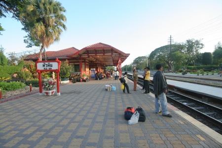 hua hin train station のeditorial素材
