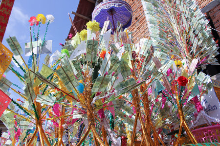 CHIANGMAI, THAILAND -OCTOBER 26 2014 : An unidentified Money tree of Kathina ceremony in Paduaek temple, Saraphi district. Chiangmai, Thailand.のeditorial素材