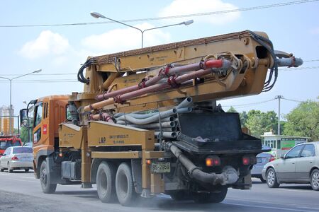 CHIANGMAI, THAILAND -SEPTEMBER  28 2015:  CONCRETE PUMP Line Truck of INSEE Concrete company. Photo at road no 121 about 8 km from downtown Chiangmai, thailand.のeditorial素材