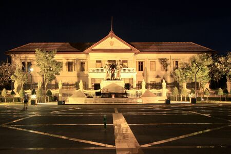 CHIANGMAI, THAILAND -NOVEMBER 9  2015:  Three Kings Monument in the center of Chiang Mai, Thailand. The sculpture of the three kings is a symbol of Chiang Mai.のeditorial素材