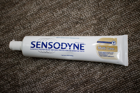 CHIANG MAI, THAILAND -JUNE 14 2017:  Product shot of Sensodyne Toothpaste. For Sensitive Teeth.のeditorial素材