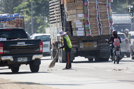 Chiangmai, Thailand - November 23 2018: Road Cleaner Man  of Thailand Highway Department.のeditorial素材