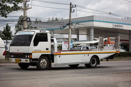 Chiangmai, Thailand - July 11 2019:  Private Tow truck for emergency car move. Photo at road no 121 about 8 km from downtown Chiangmai, thailand.のeditorial素材