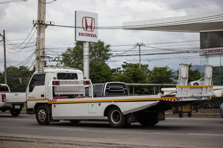 Chiangmai, Thailand - July 11 2019:  Private Tow truck for emergency car move. Photo at road no 121 about 8 km from downtown Chiangmai, thailand.のeditorial素材