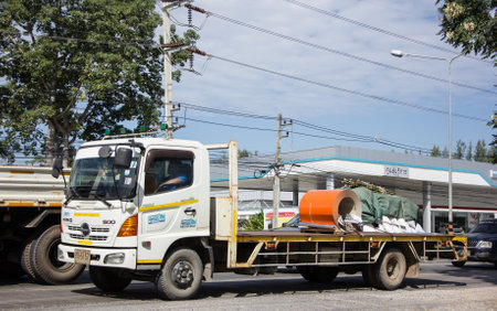Chiangmai, Thailand -   November 13 2020: Private Hino  Cargo Truck. Photo at road no.1001 about 8 km from downtown Chiangmai, thailand.のeditorial素材