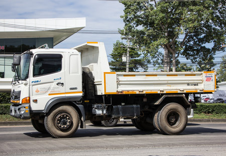 Chiangmai, Thailand -   November 13 2020: Private Hino Dump Truck. On road no.1001 8 km from Chiangmai Business Area.のeditorial素材