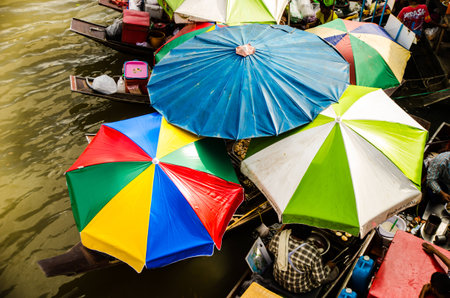 Floating market at Amphawa thailand a lot of thaifood and thai tradition culture の写真素材