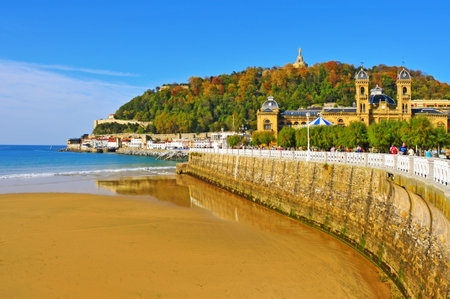 San Sebastian, Spain - November 15, 2012: La Concha Beach in San Sebastian, Spain. With an average length of 1,350 meters, it is one of the most famous urban beaches across the countryのeditorial素材