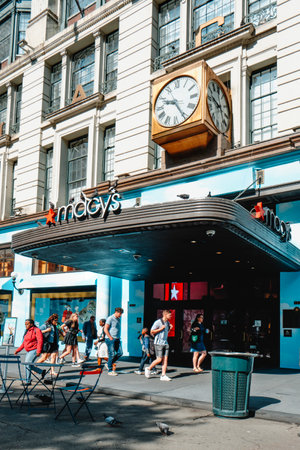 New York City, USA - May 16, 2023: Customers at the main entrance to famous Macys department store, in New York City, United States, on a spring dayのeditorial素材