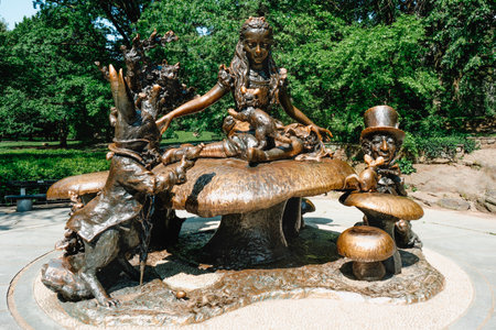 New York City, United States - May 18, 2023: Alice in Wonderland monument, at Central Park, in New York City, United States, on a spring dayのeditorial素材
