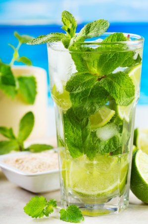 mojito cocktail on beachの写真素材