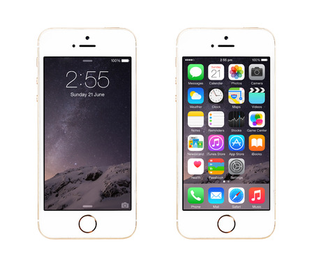 CHLUMCANY, CZECH REPUBLIC, JUNE 21, 2015: Apple iPhone 5s isolated on a white backgroundのeditorial素材